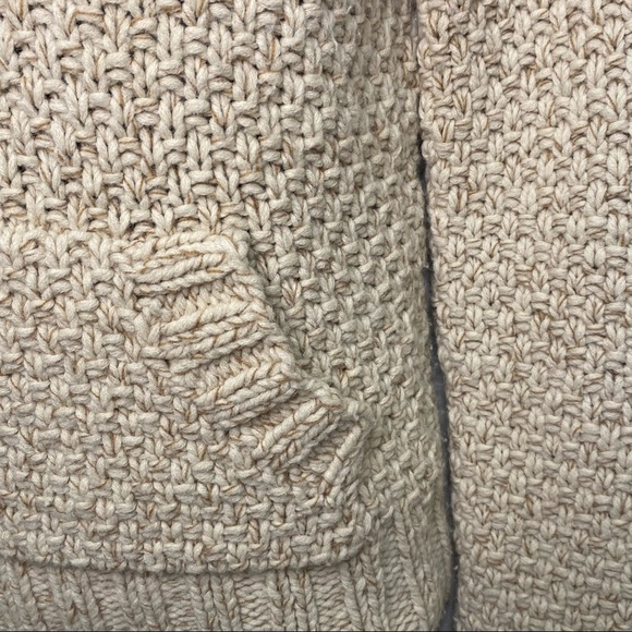 Roots Winter Edition Sweater Hooded Beige Size Medium - Picture 3 of 9